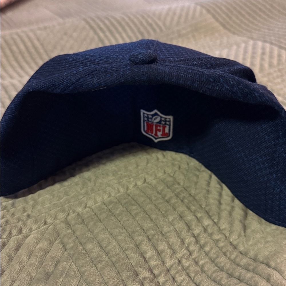 New England Patriots Navy Logo flat brim Hat- never worn 7 5/8 - Picture 7 of 8